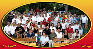 30.yil_grup.jpg (388389 octets)